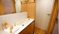 Sailing yacht ALIX - Master Bathroom